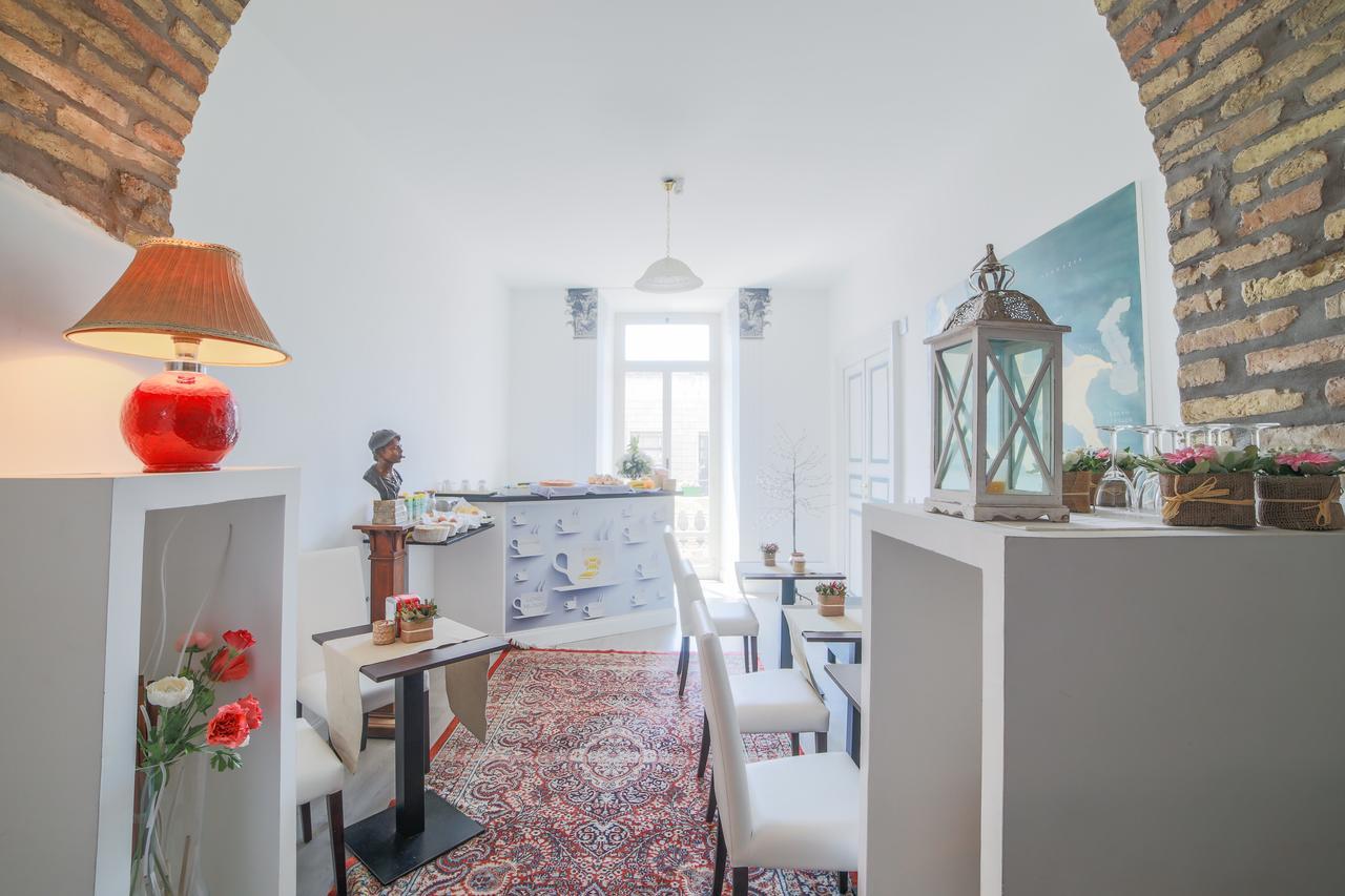 Roman Holidays Gasthof 2*